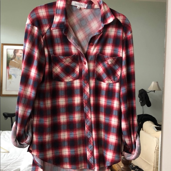 Eden & Olivia Tops - Yummy soft plaid flannel shirt